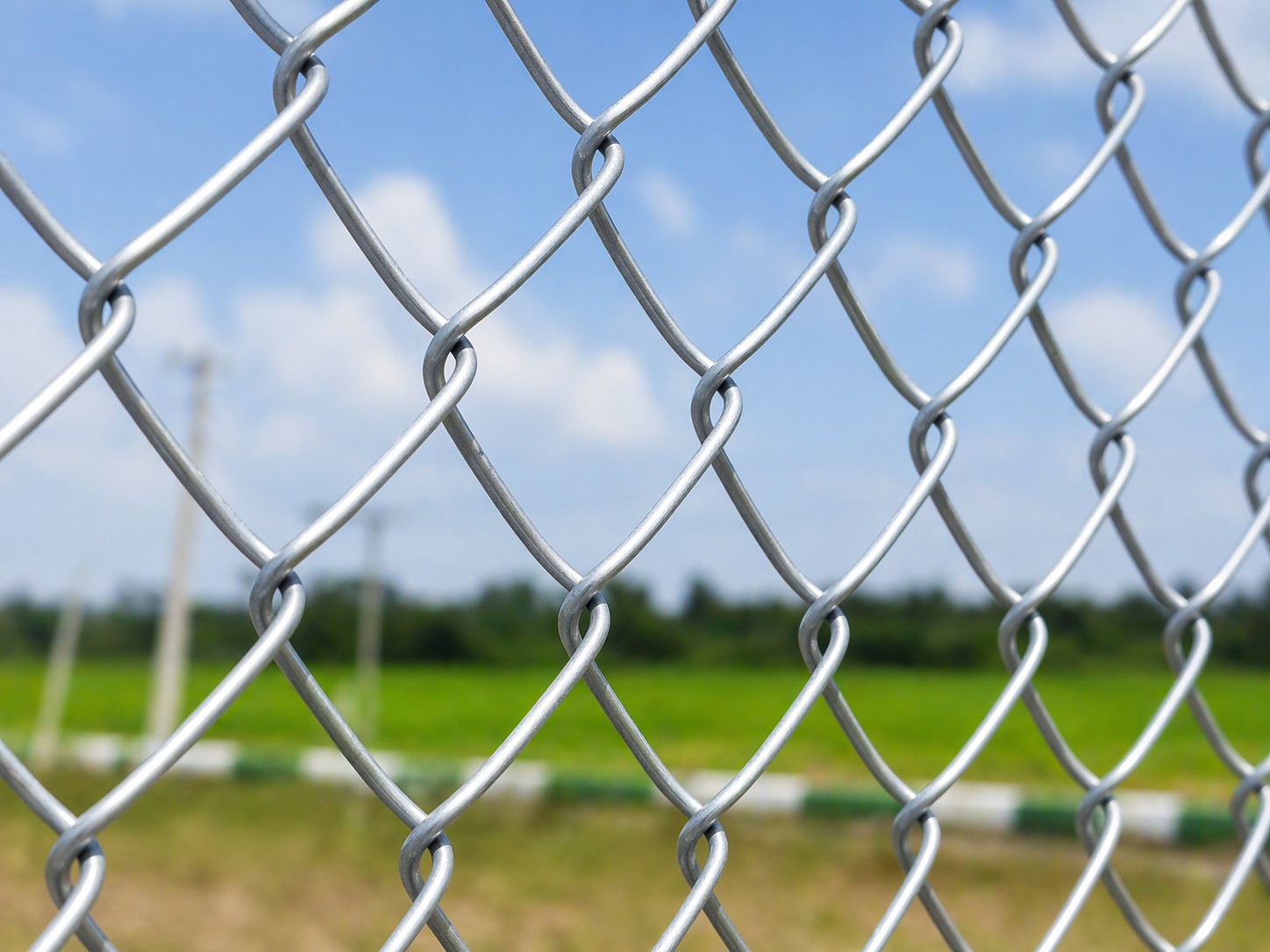 6ft Galvanized Chain Link Fence - 100 GSM