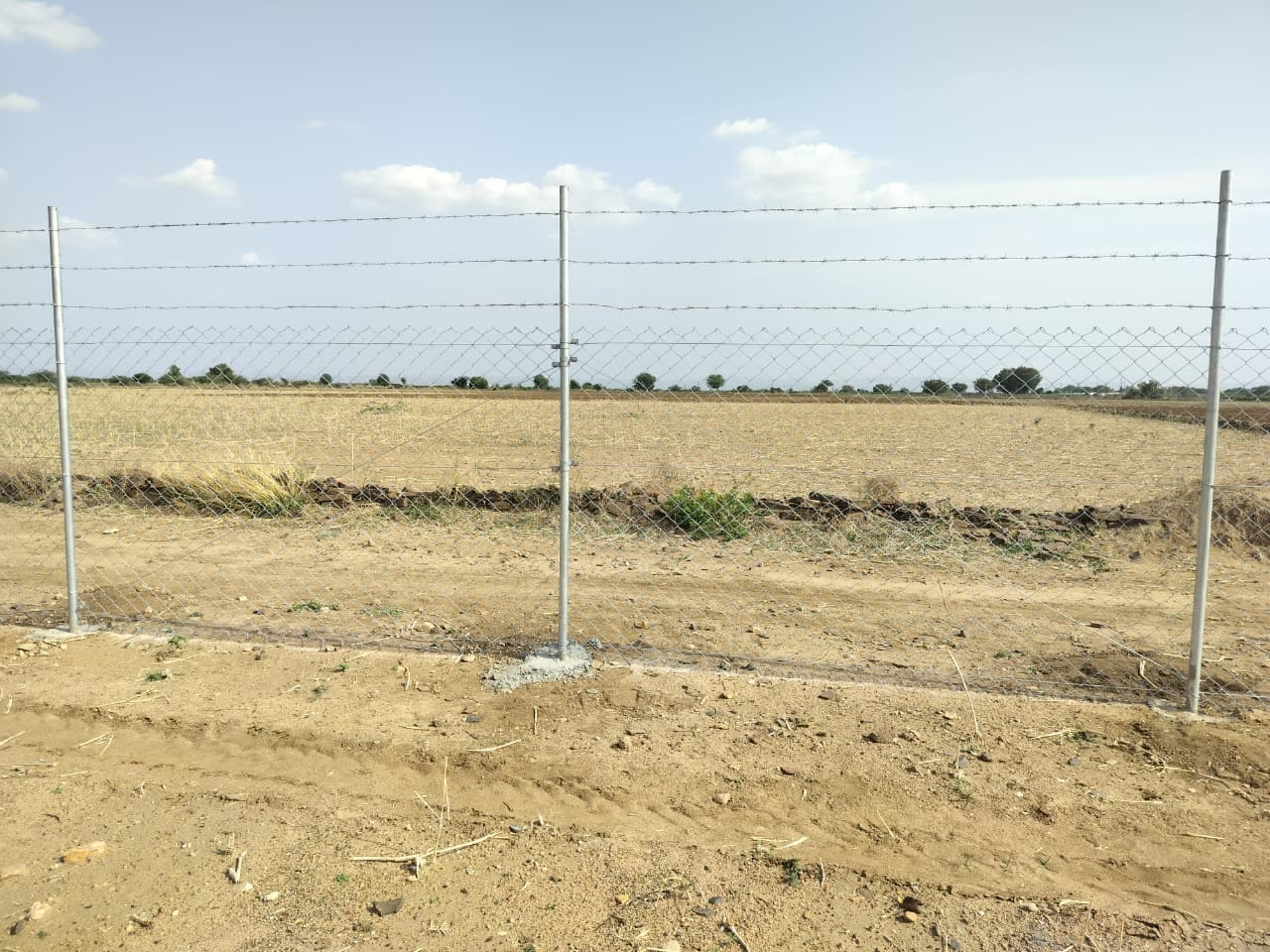 8 feet chain link fencing